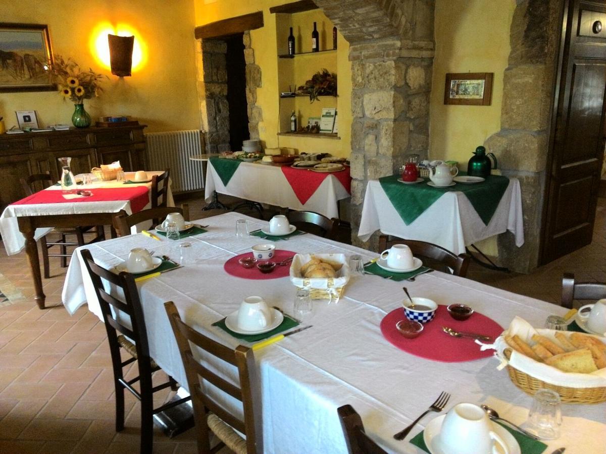 Semproniano Agriturismo Casa Fibbianello מראה חיצוני תמונה